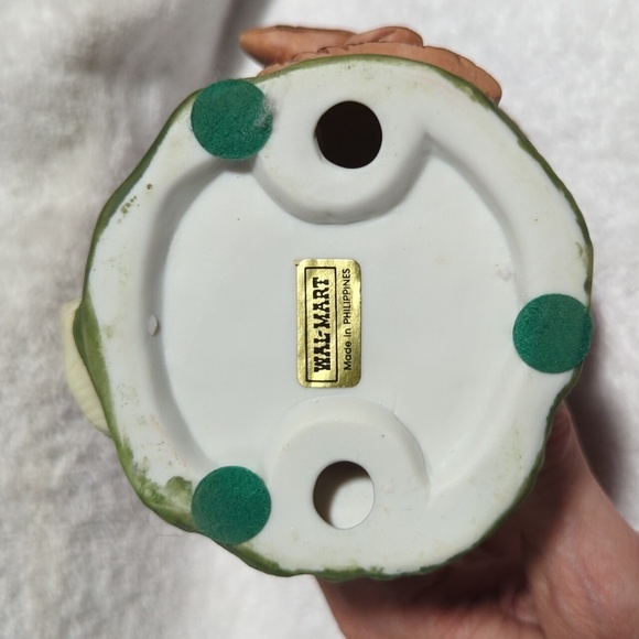 Wal-Mart Vintage Porcelain Bisque Owl Figurine - Picture 9 of 11